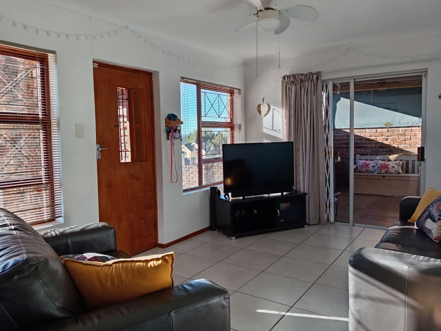 3 Bedroom Property for Sale in Strelitzia Park Eastern Cape